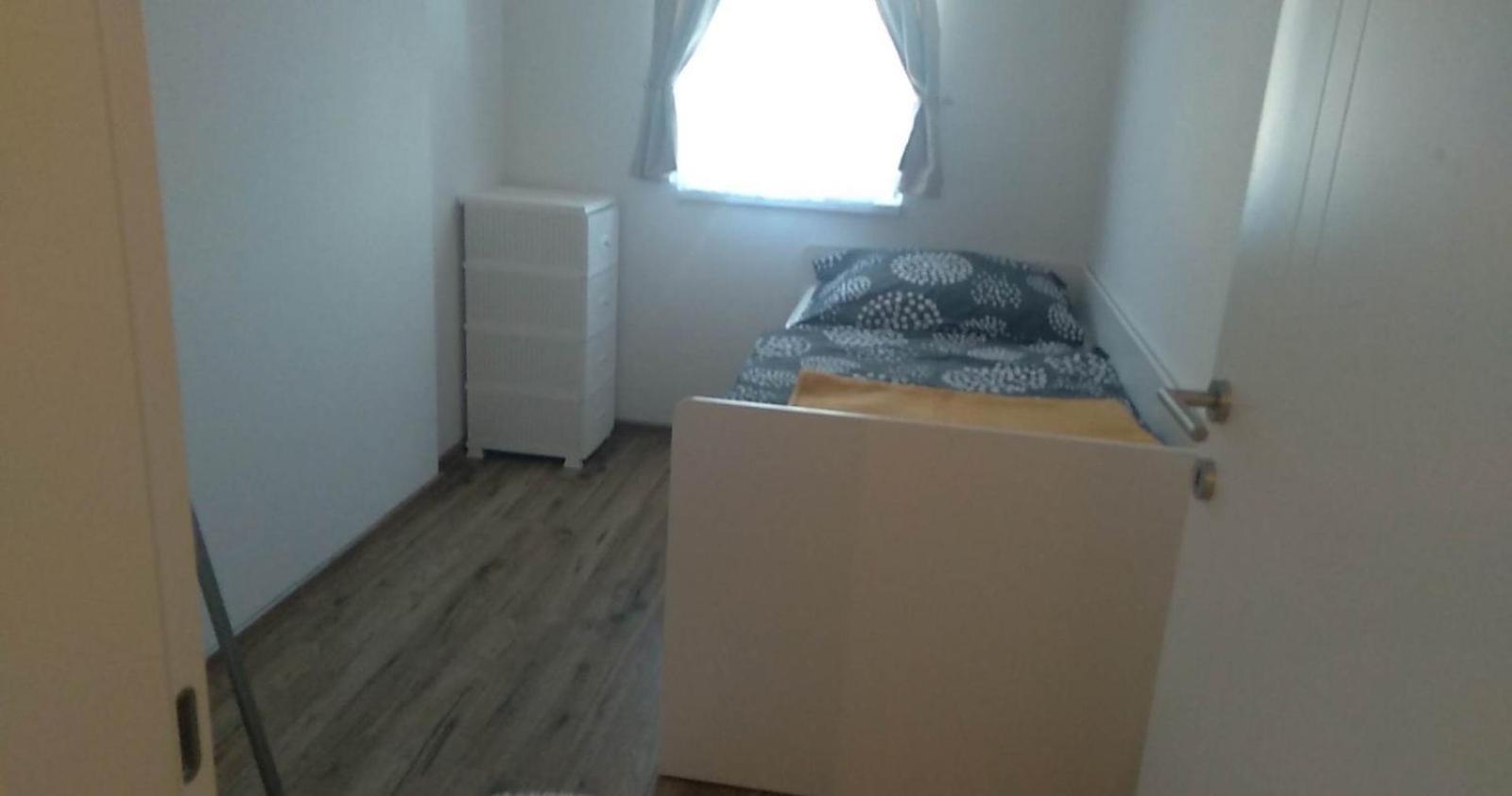 Golden Sky Apartment Cazin Exterior photo